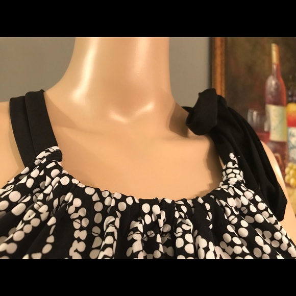 Side Shoulder Tie Patterned Blouse - Picture 2 of 8